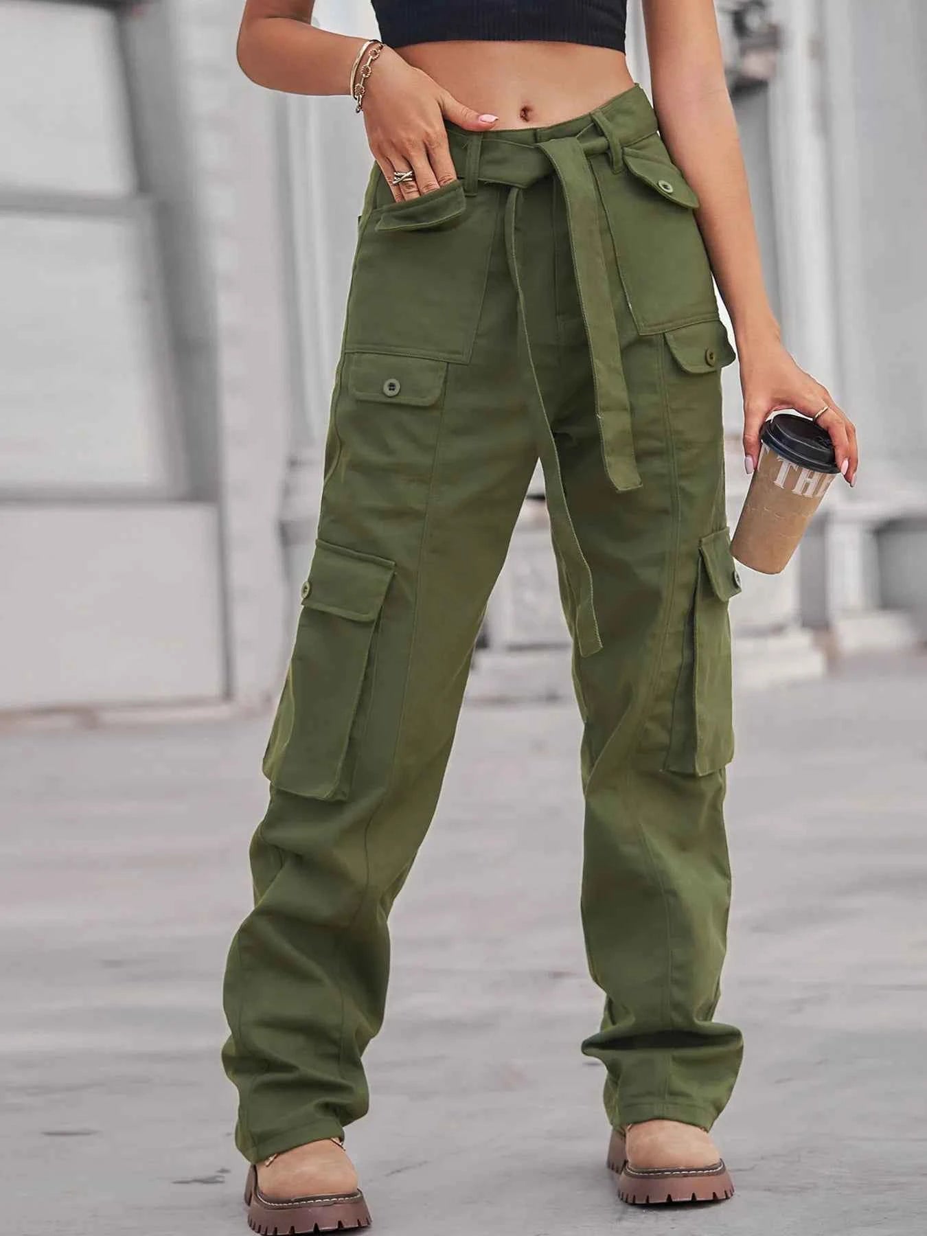 High-Waisted Cargo Jeans with Multi-Pocket Design for Ultimate Style and Comfort