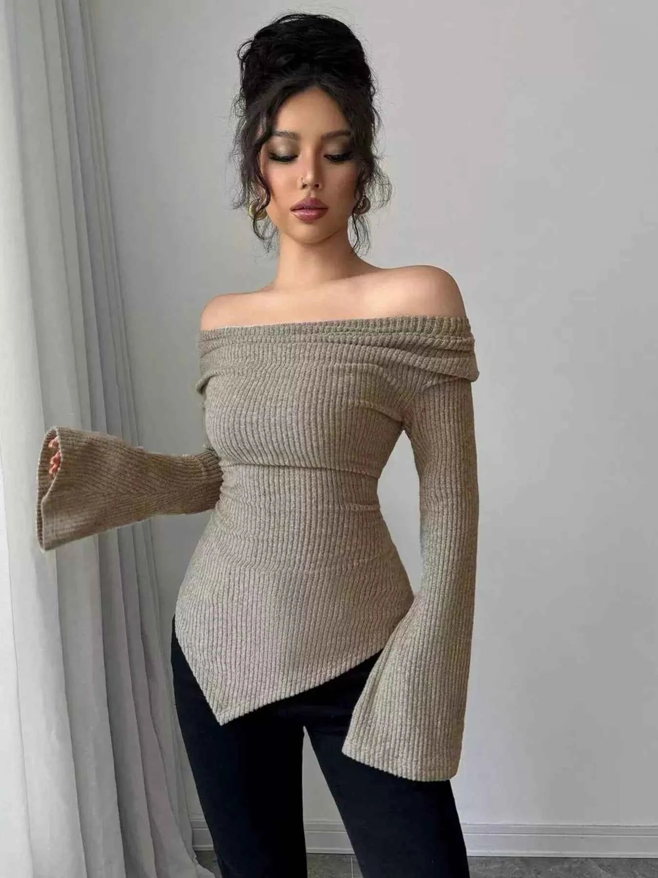 Cowl Neck Flare Sleeve Top for Trendy Comfort and Style